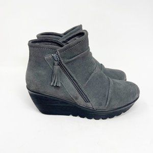 Best 25+ Deals for Skechers Wedge Boots 